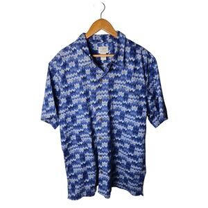 L.L. Bean Men's XL Blue Geometric Print Short Sleeve Button Up Shirt